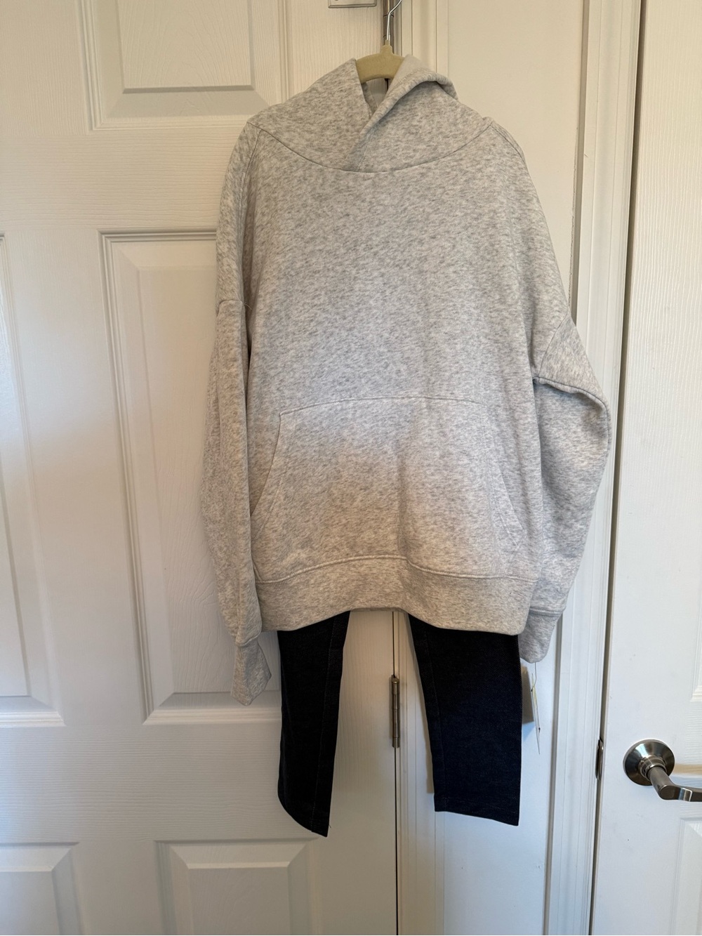 art class Heather Gray Pullover Hoodie with leggings